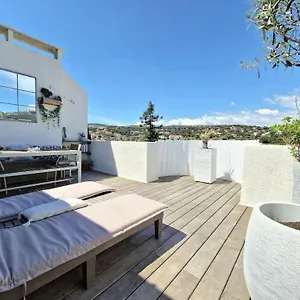 https://le-rooftop-hyper-centre-5-pers-climatisation.fr-provencehotel.com