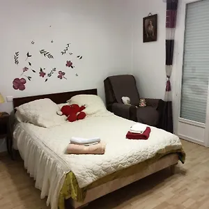 https://chambre-parentale-avec-douche-et-wc.midi-pyreneeshotels.com